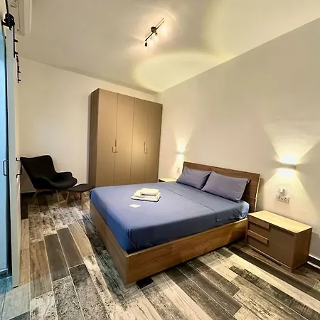 Lovely Marsalforn Apartment